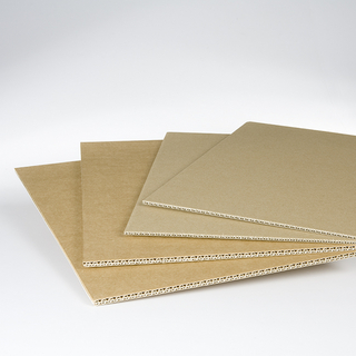 Zwischenlagen aus Wellpappe Zwischenlagen aus Wellpappe